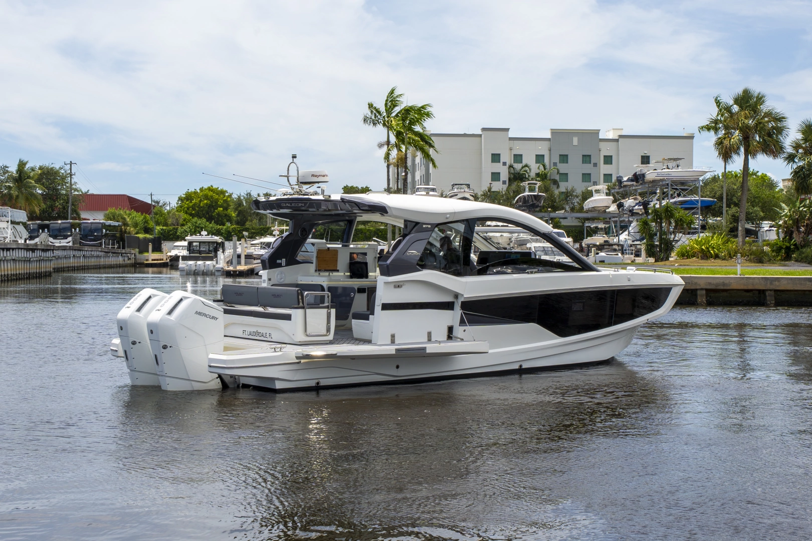 Galeon 375 GTO Yacht For Sale