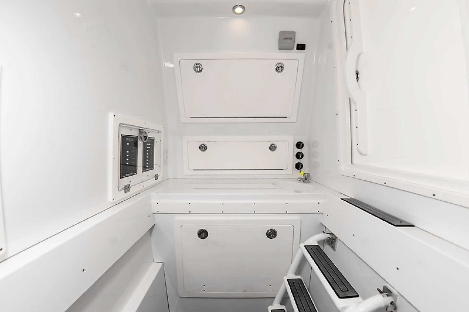 Onslow Bay 37 Tournament Edition Yacht For Sale