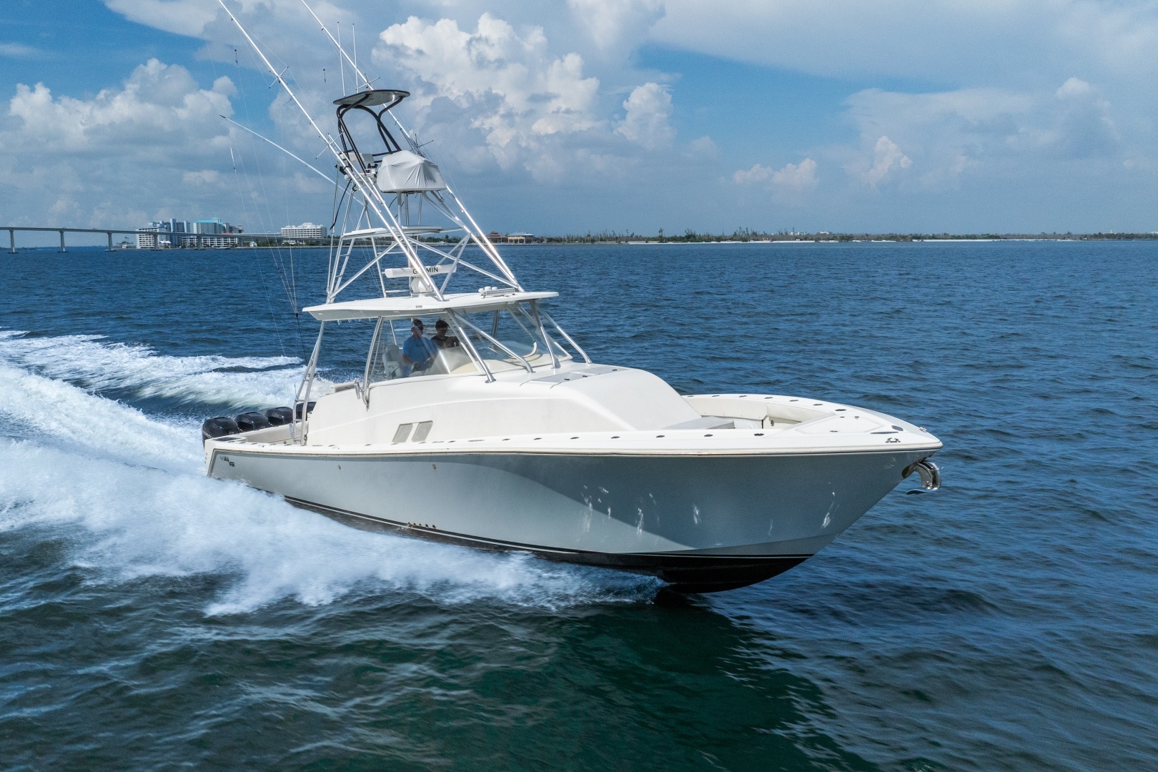 43ft SeaVee Yacht For Sale