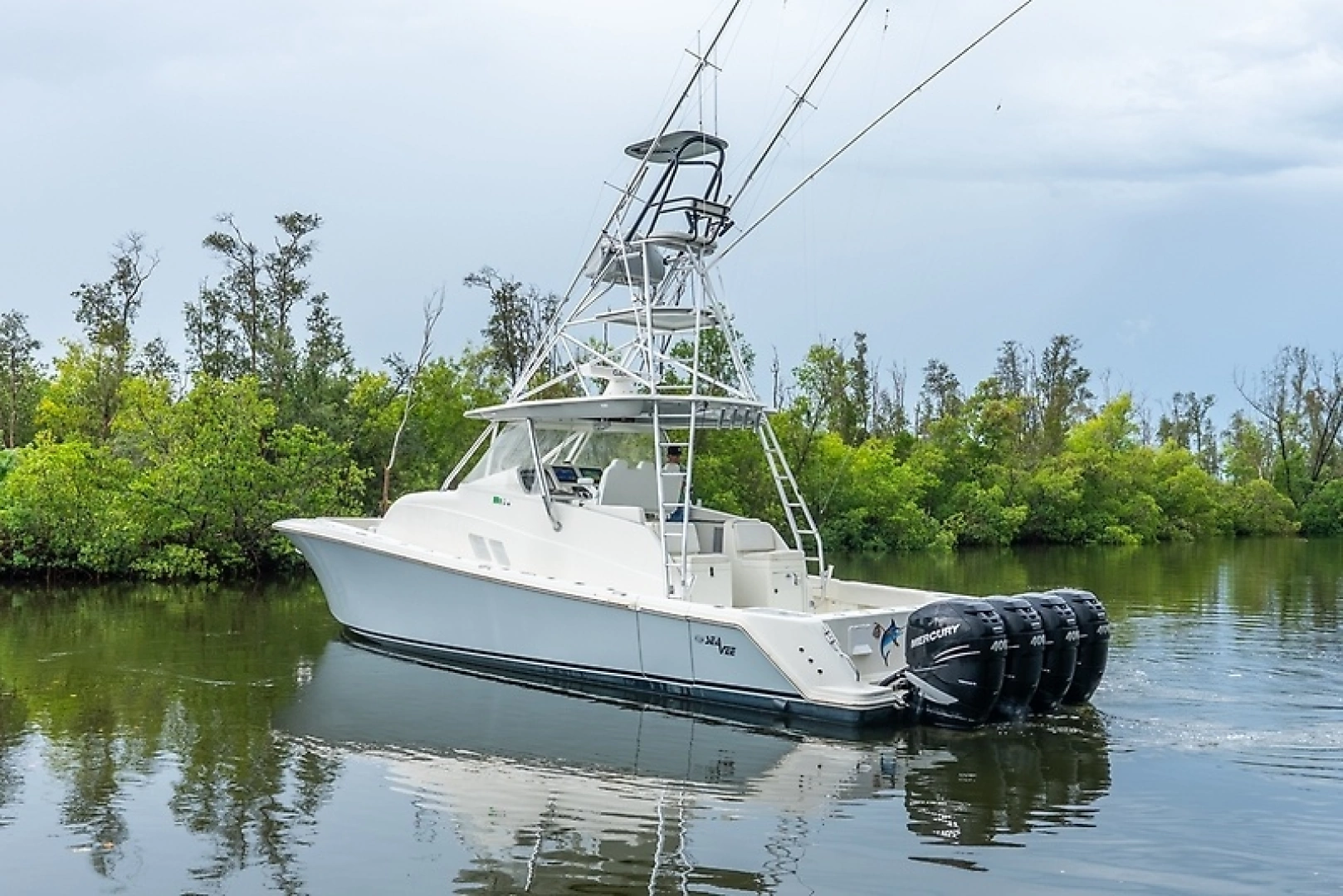 SeaVee 430 Fisharound Yacht For Sale