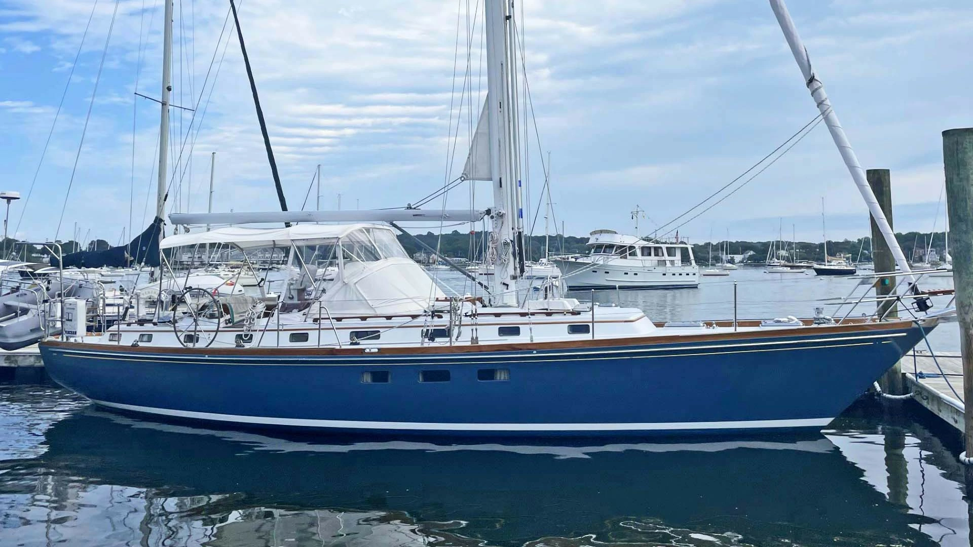 1990 Little Harbor 46 - photo 1 of 29