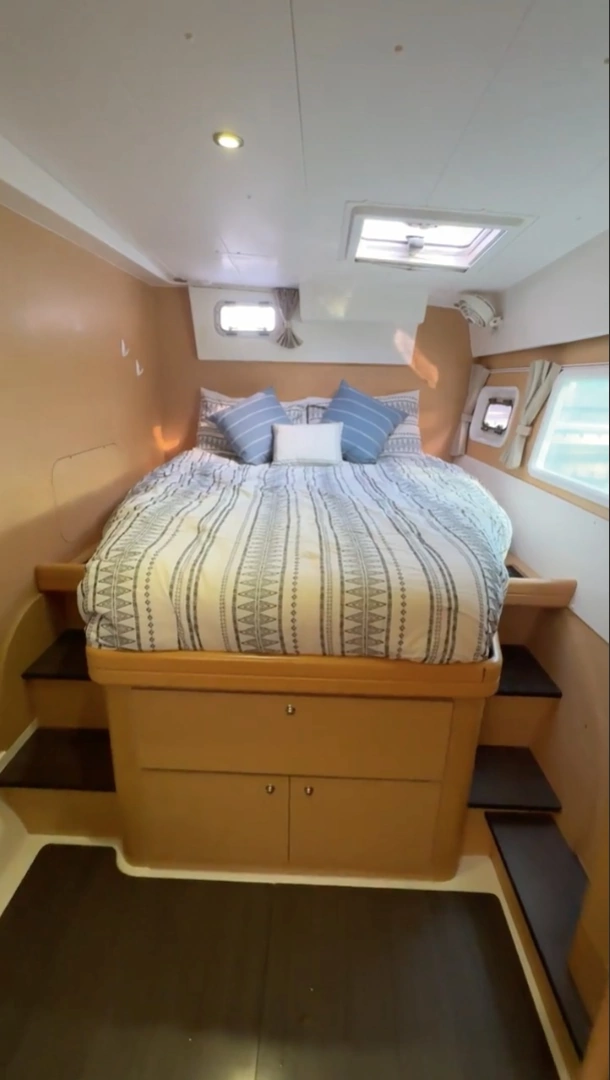 Lagoon 421 Yacht For Sale