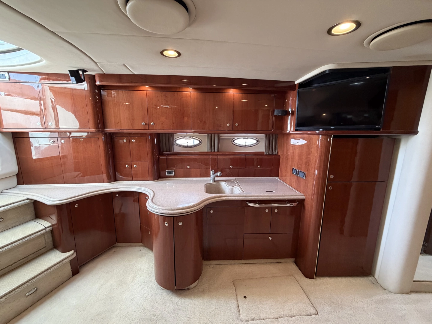 Sea Ray 510 Sundancer Yacht For Sale