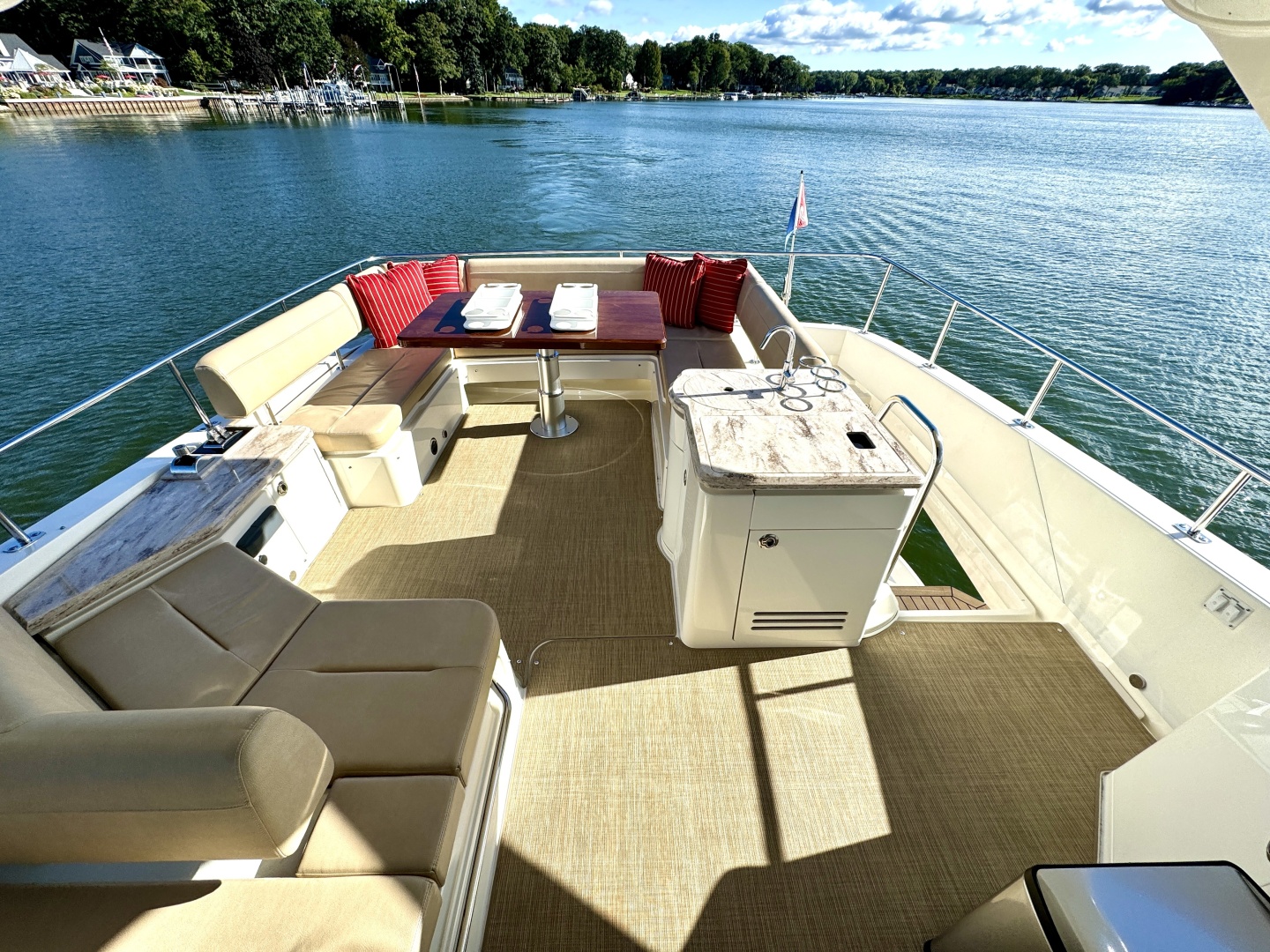 2017 Sea Ray L650 Fly