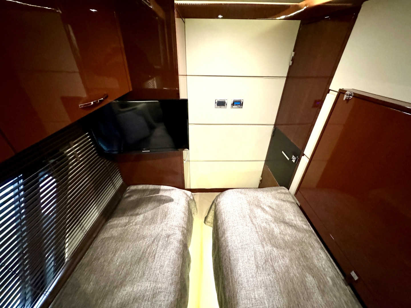 Sea Ray L650 Fly Yacht For Sale
