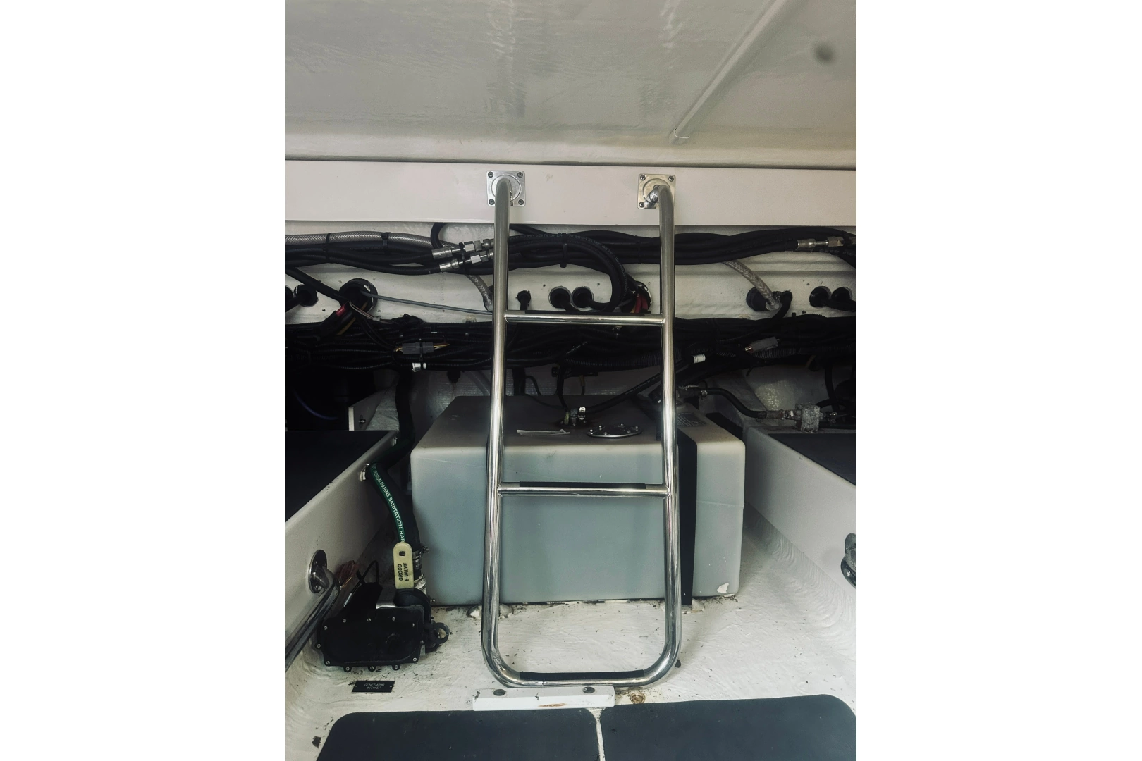 Back Cove 39O Yacht For Sale