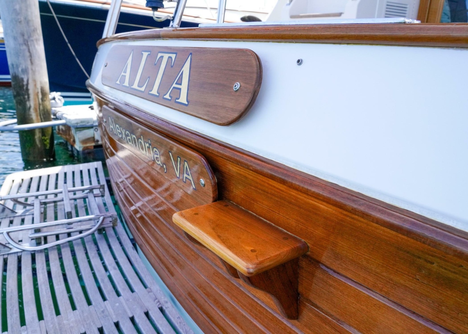 2003 Grand Banks 46 Europa