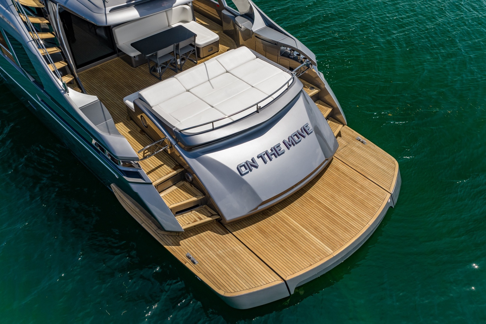 ON THE MOVE 83ft Pershing Yacht For Sale