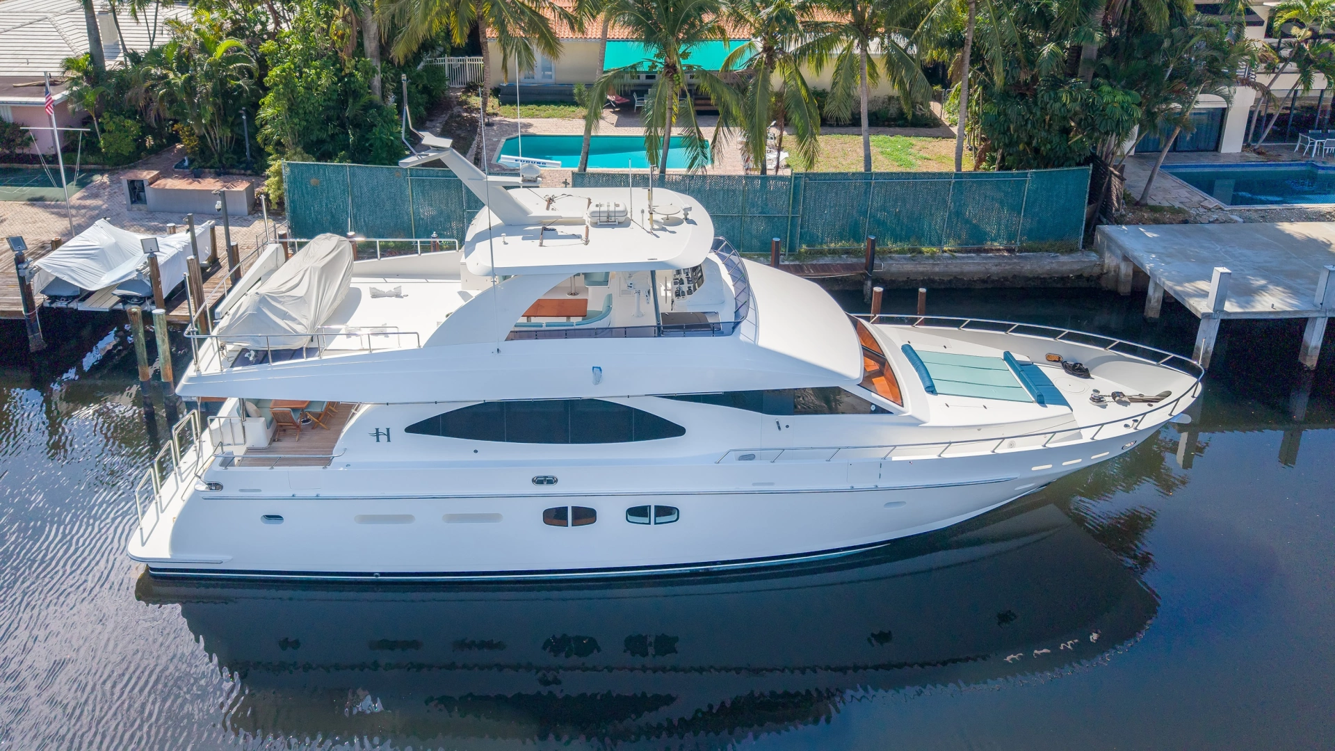 Hargrave Flybridge Yacht For Sale