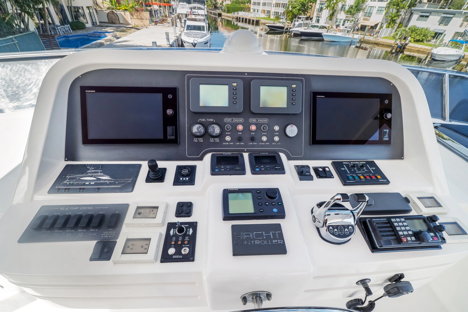 Hargrave Flybridge Yacht For Sale
