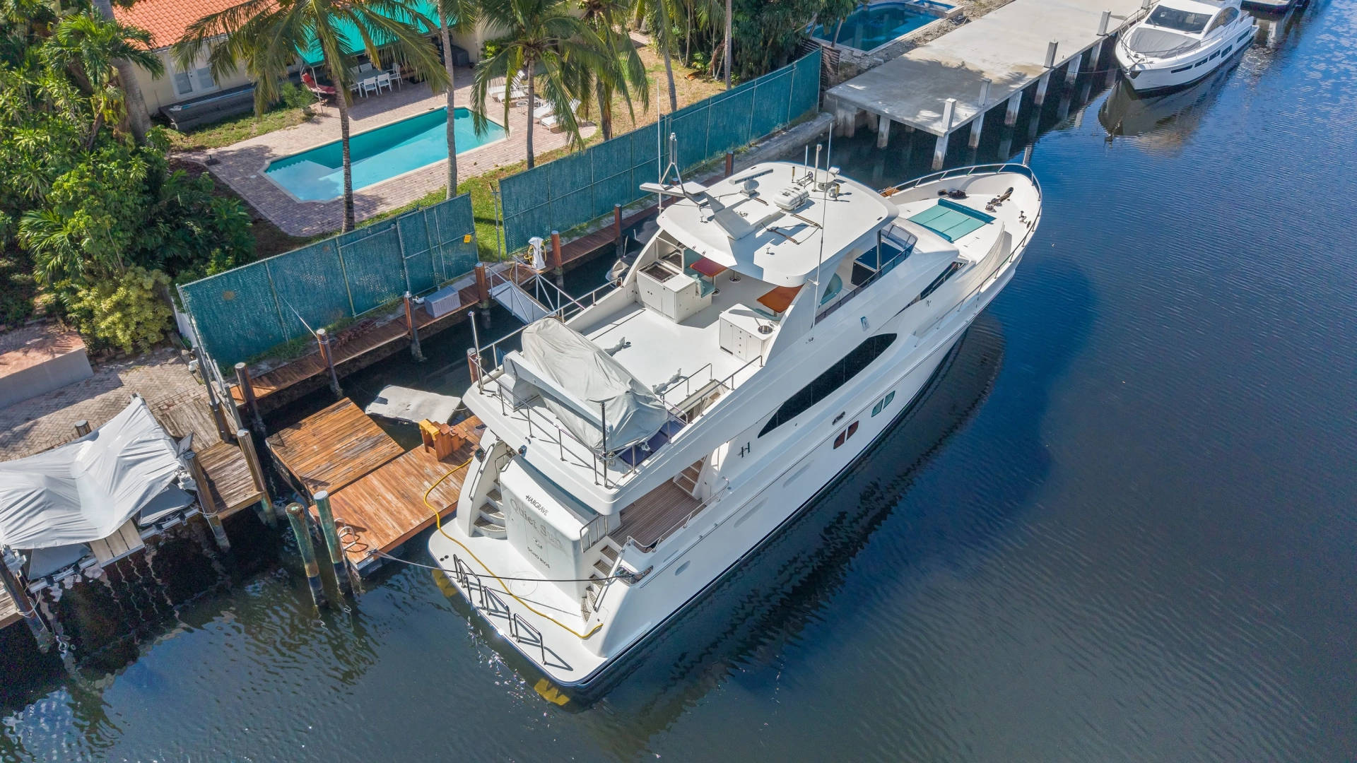 Hargrave Flybridge Yacht For Sale