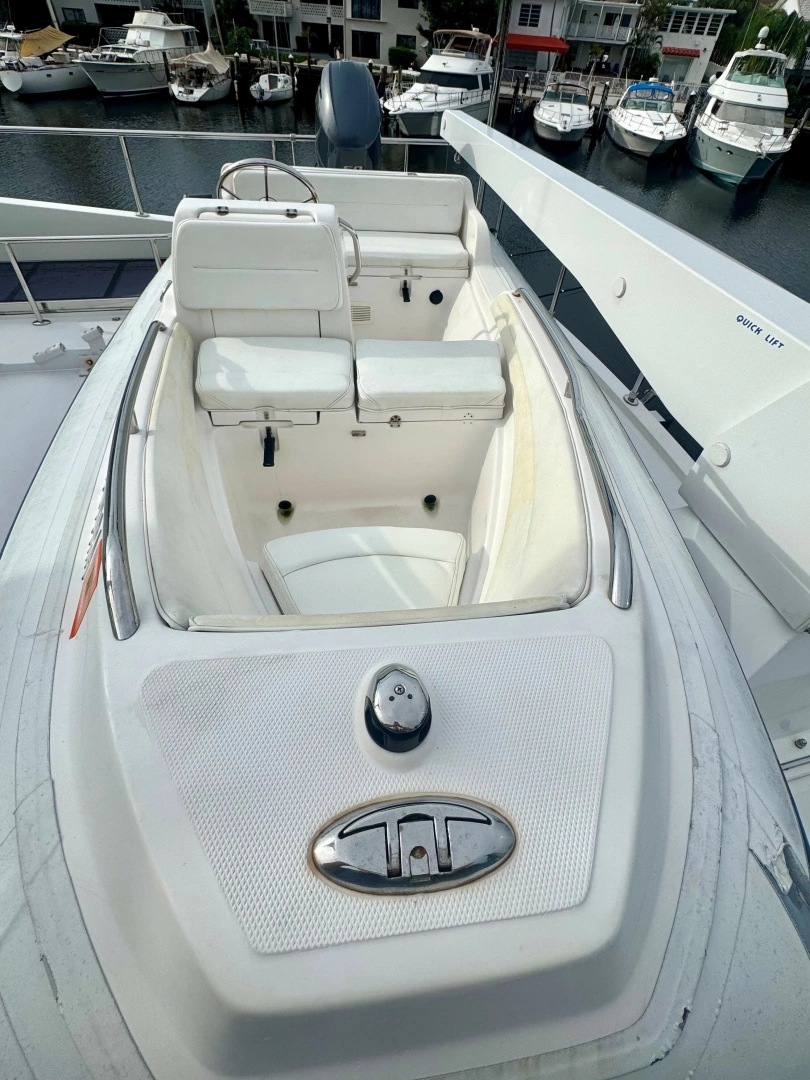 Hargrave Flybridge Yacht For Sale