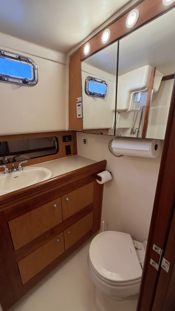 2006 Mainship 430