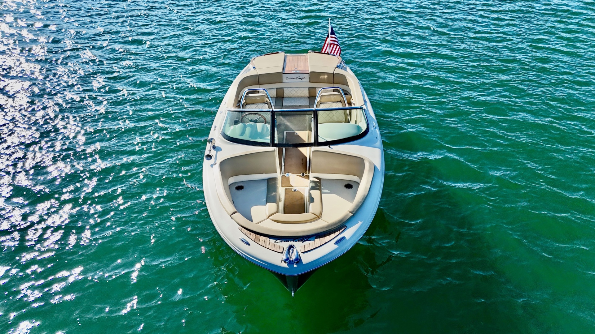 2016 Chris-Craft Carina 21