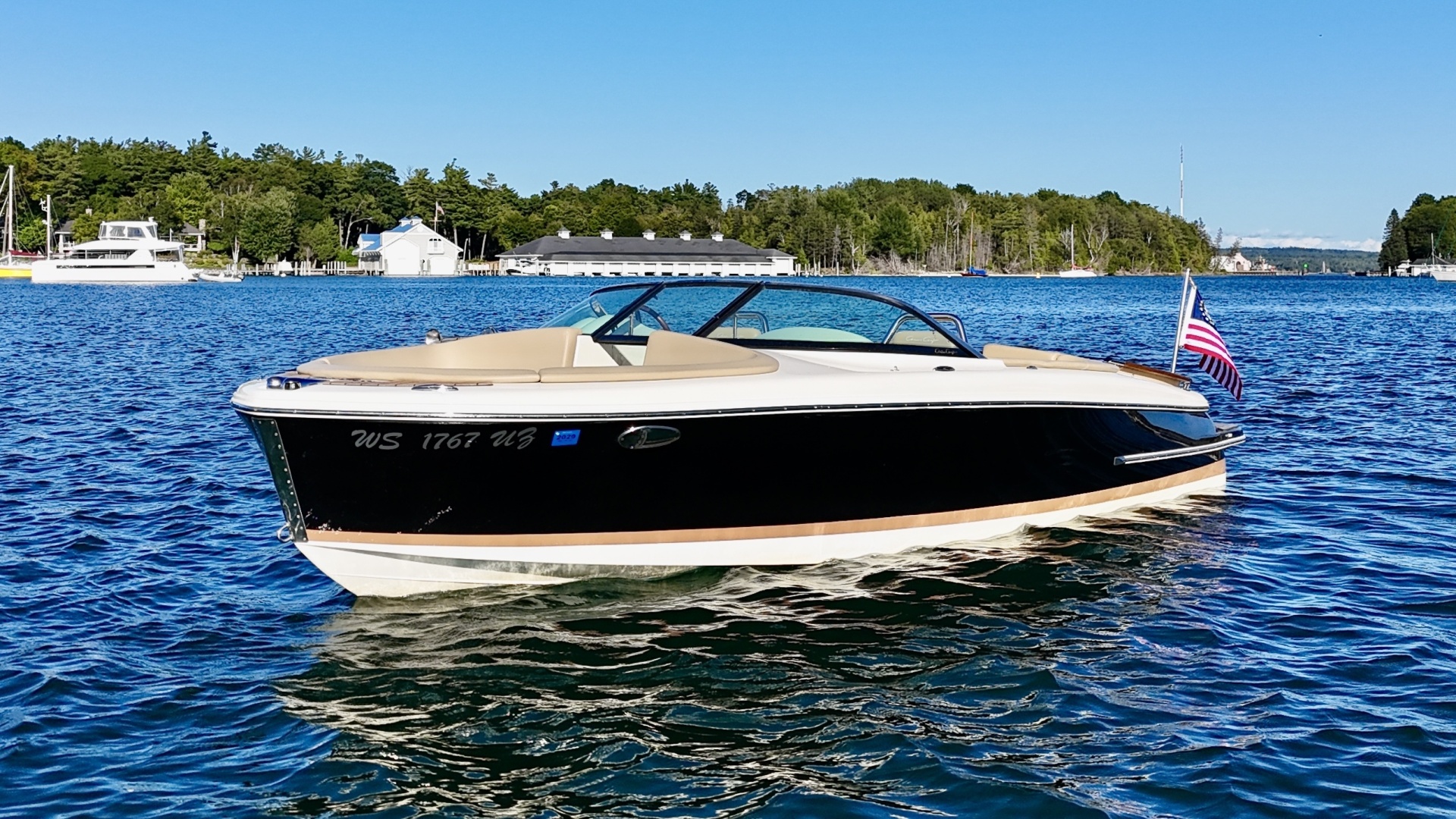 2016 Chris-Craft Carina 21