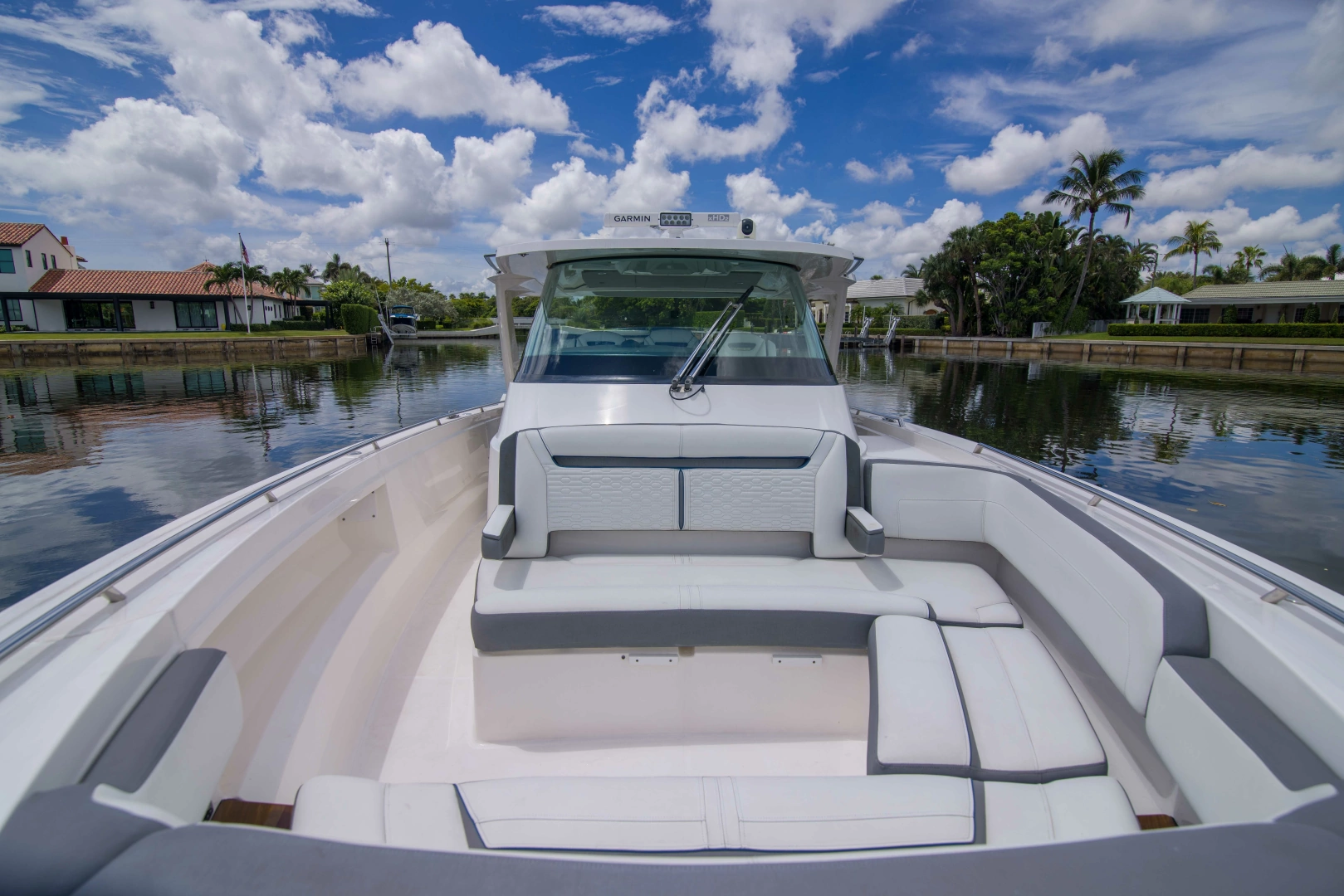 Tiara Yachts 38LS Yacht For Sale