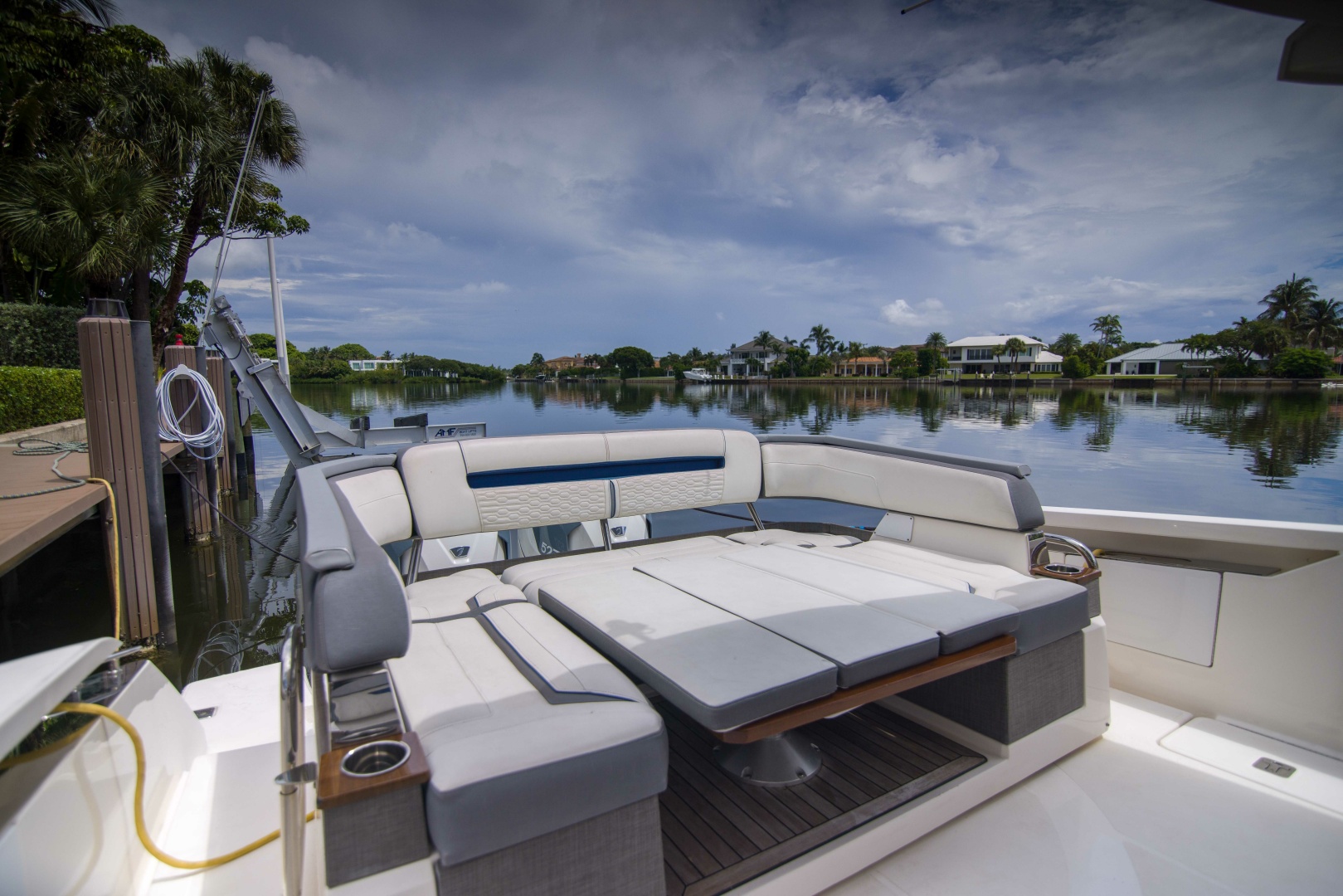 Tiara Yachts 38LS - One One