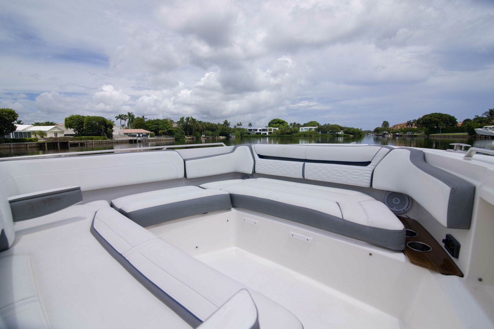 Tiara Yachts 38LS - One One