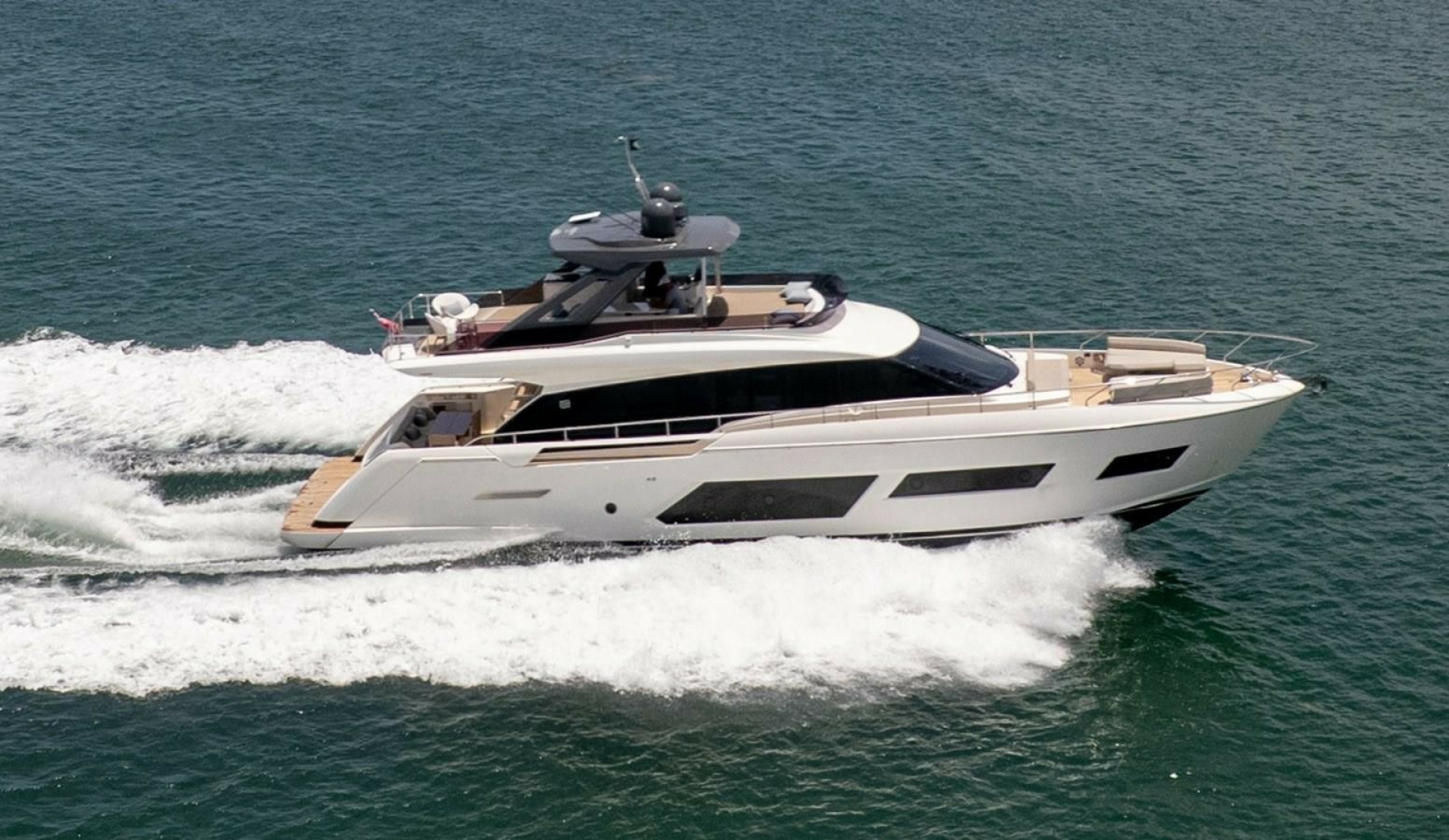 2020 Ferretti Yachts 670 Motoryacht