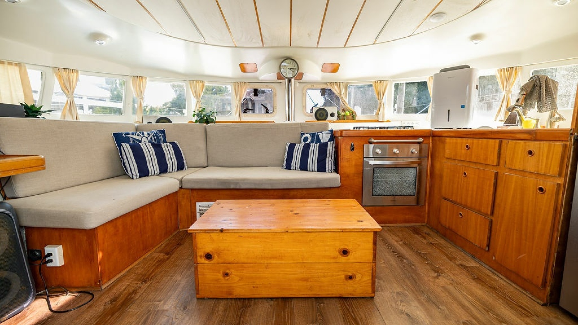2001 Lagoon 410
