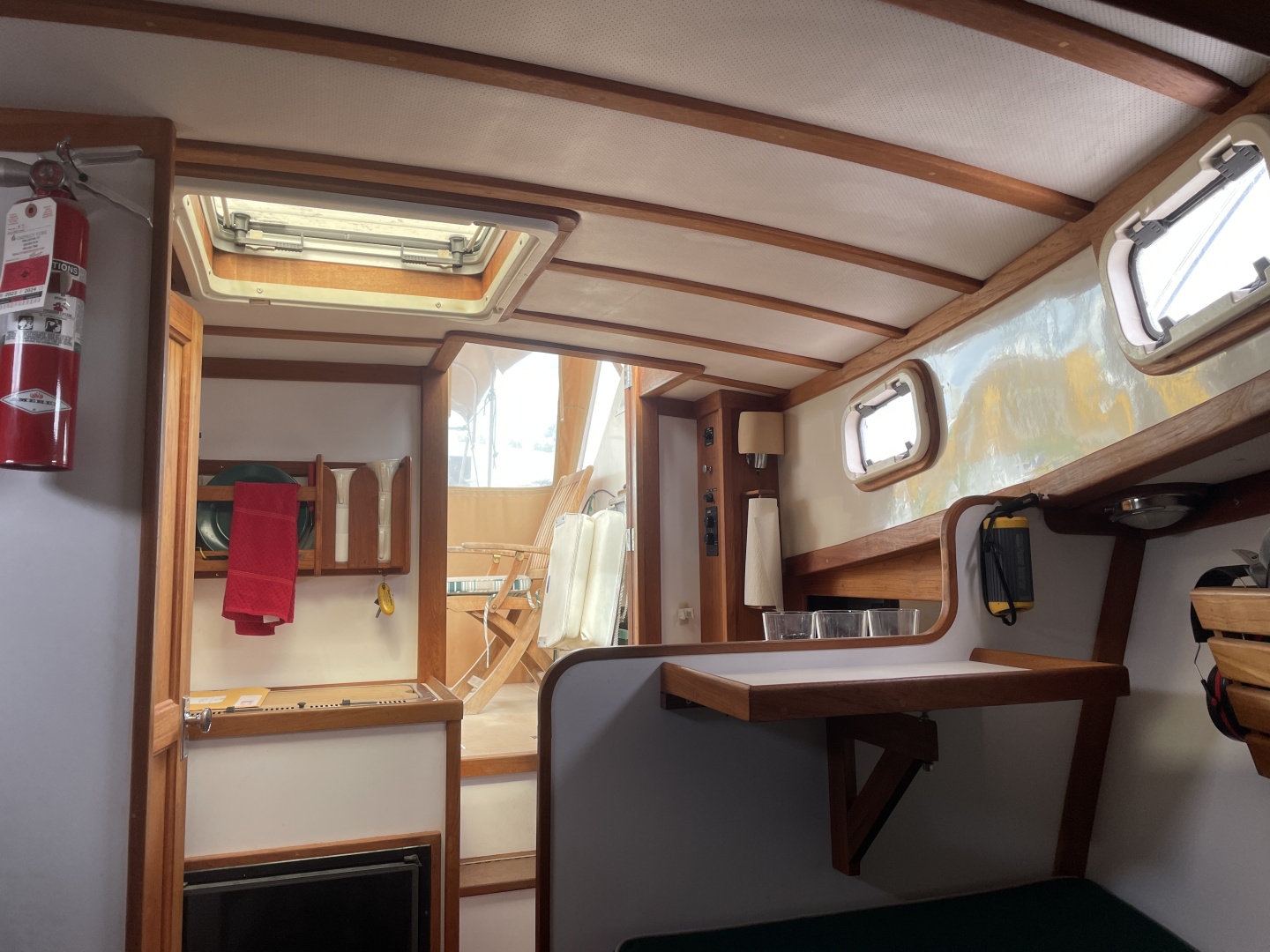 CELESTIA H 28ft Ellis Yacht For Sale