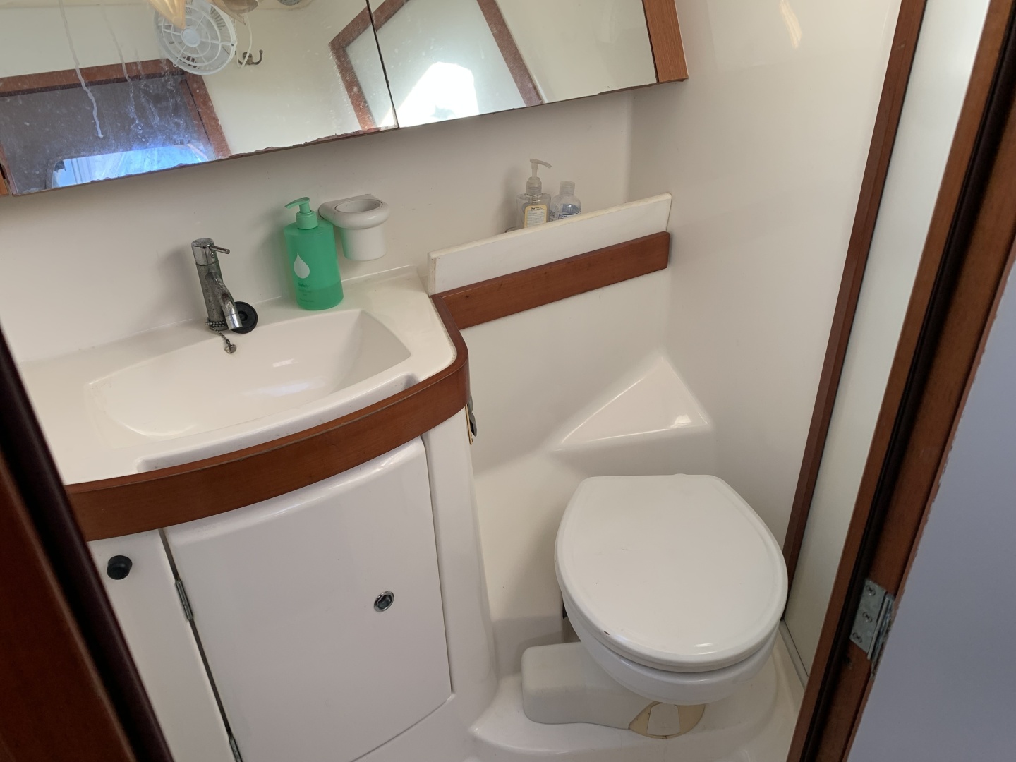 American Spirit II 40ft Beneteau Yacht For Sale