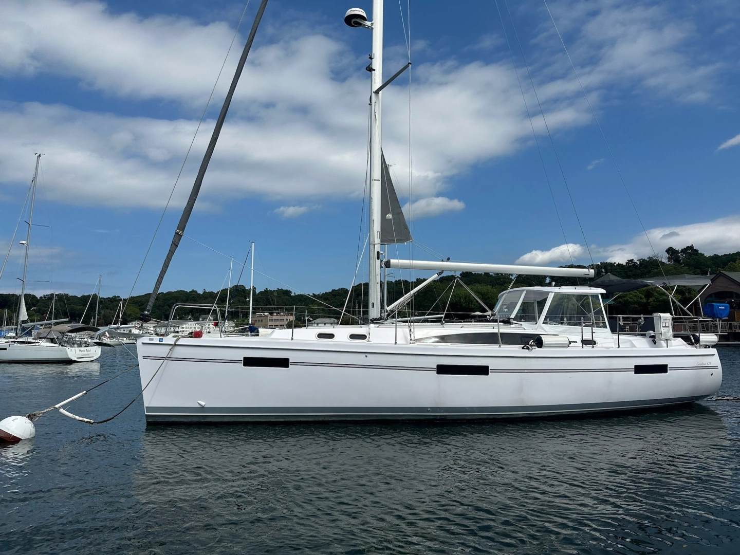 Catalina 425 Yacht For Sale