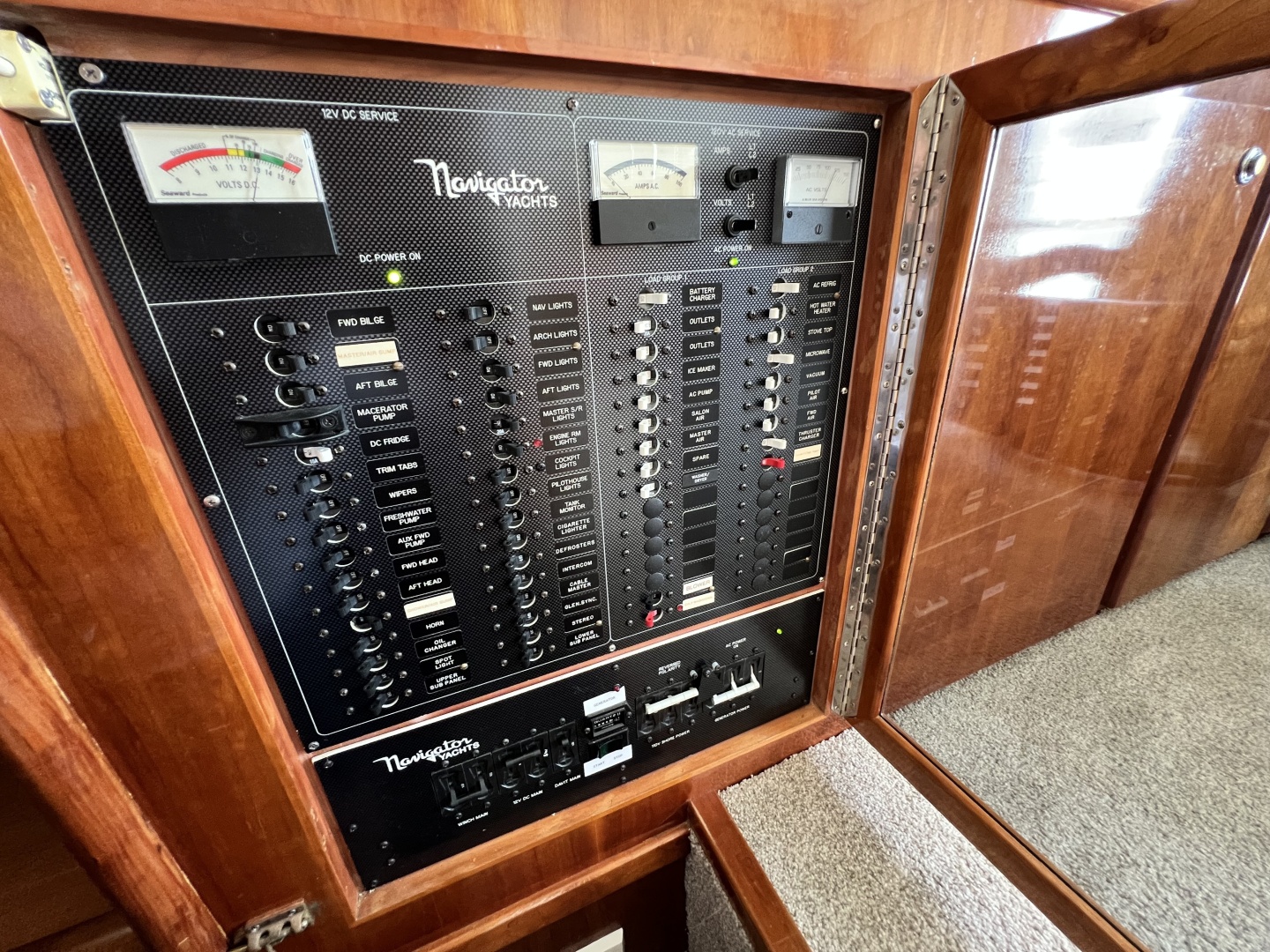 44ft Navigator Yacht For Sale