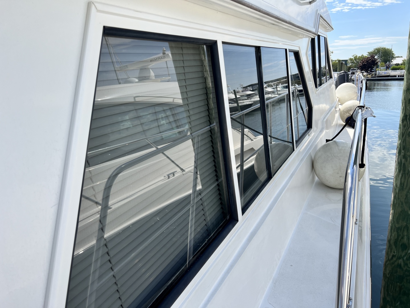 44ft Navigator Yacht For Sale