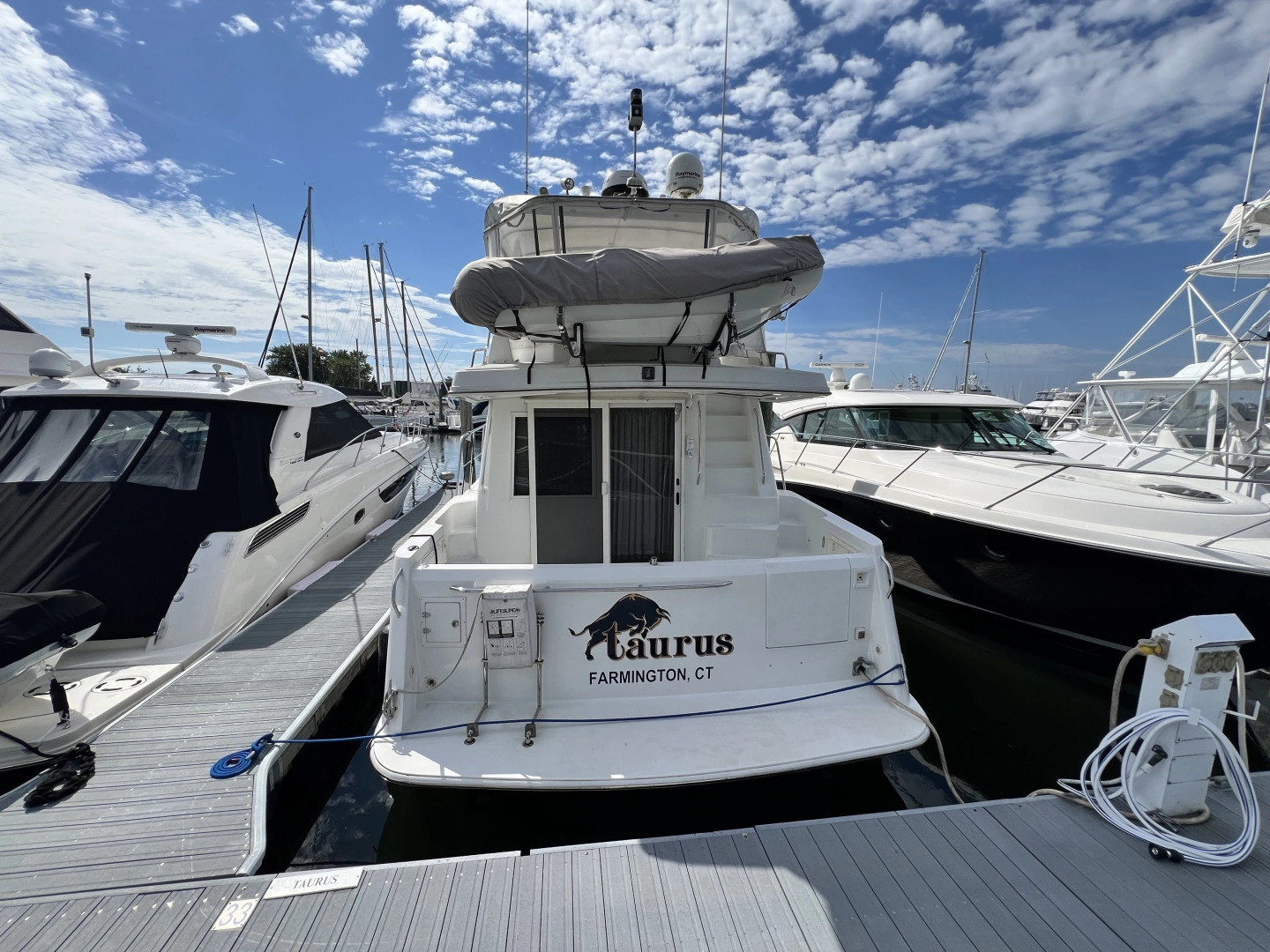Navigator 4400 Yacht For Sale