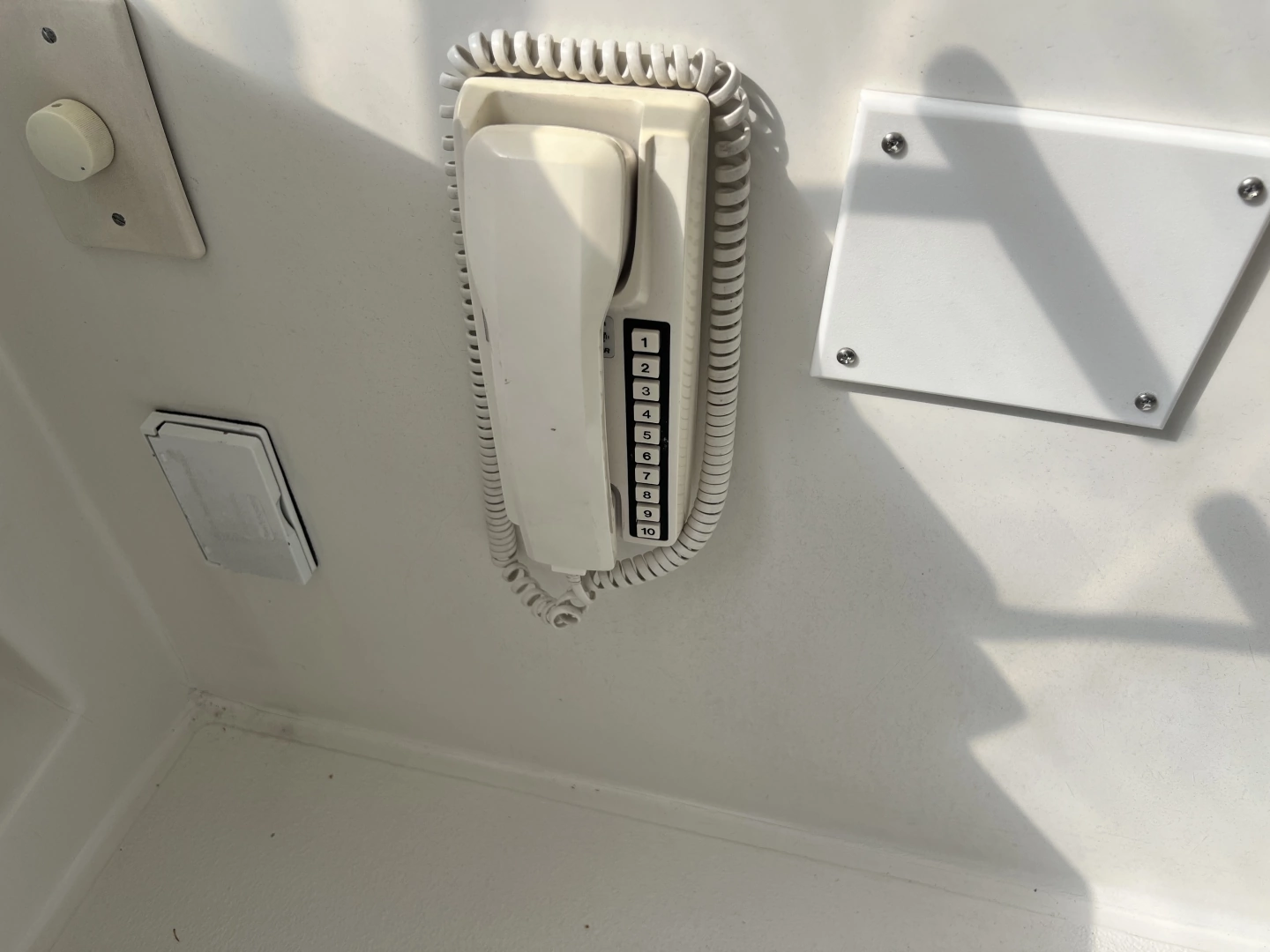 Navigator 4400 Yacht For Sale