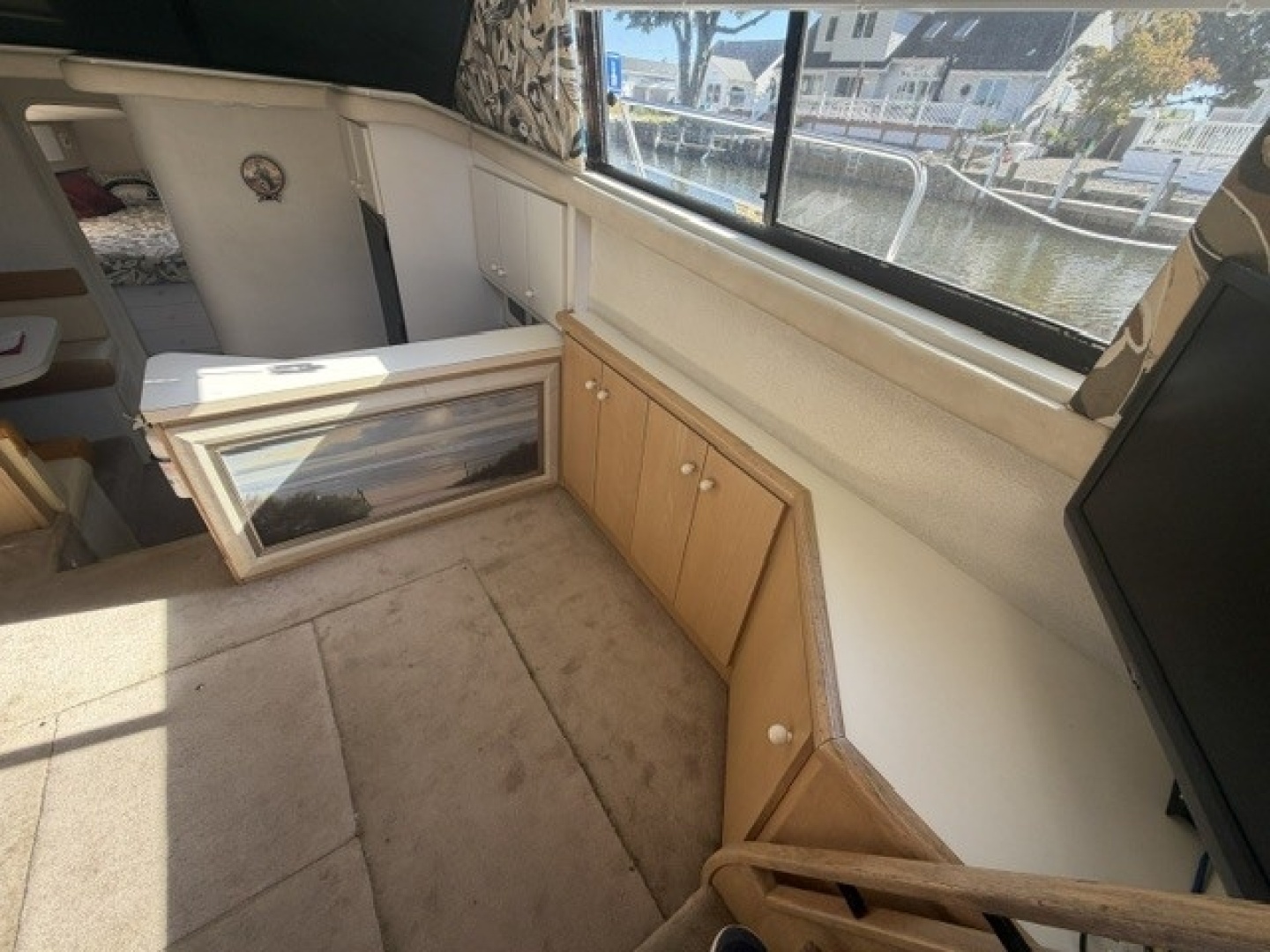 Moonbeam V 34ft Silverton Yacht For Sale