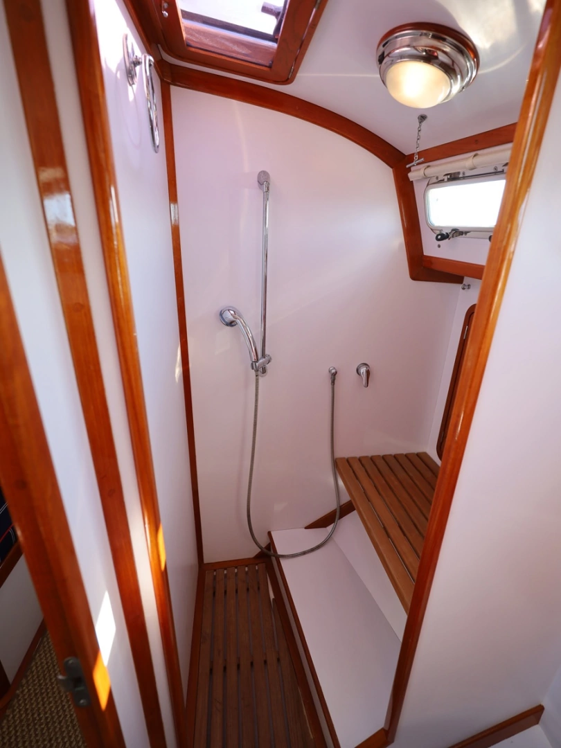 Bruckmann Bluestar 37 Yacht For Sale