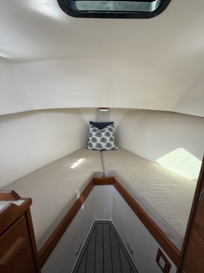 Renegade 26ft Webbers Cove Yacht For Sale