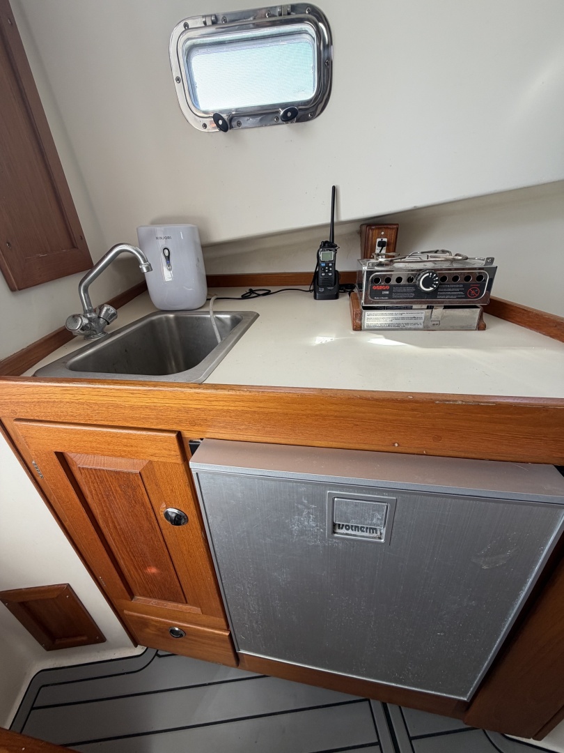 Renegade 26ft Webbers Cove Yacht For Sale