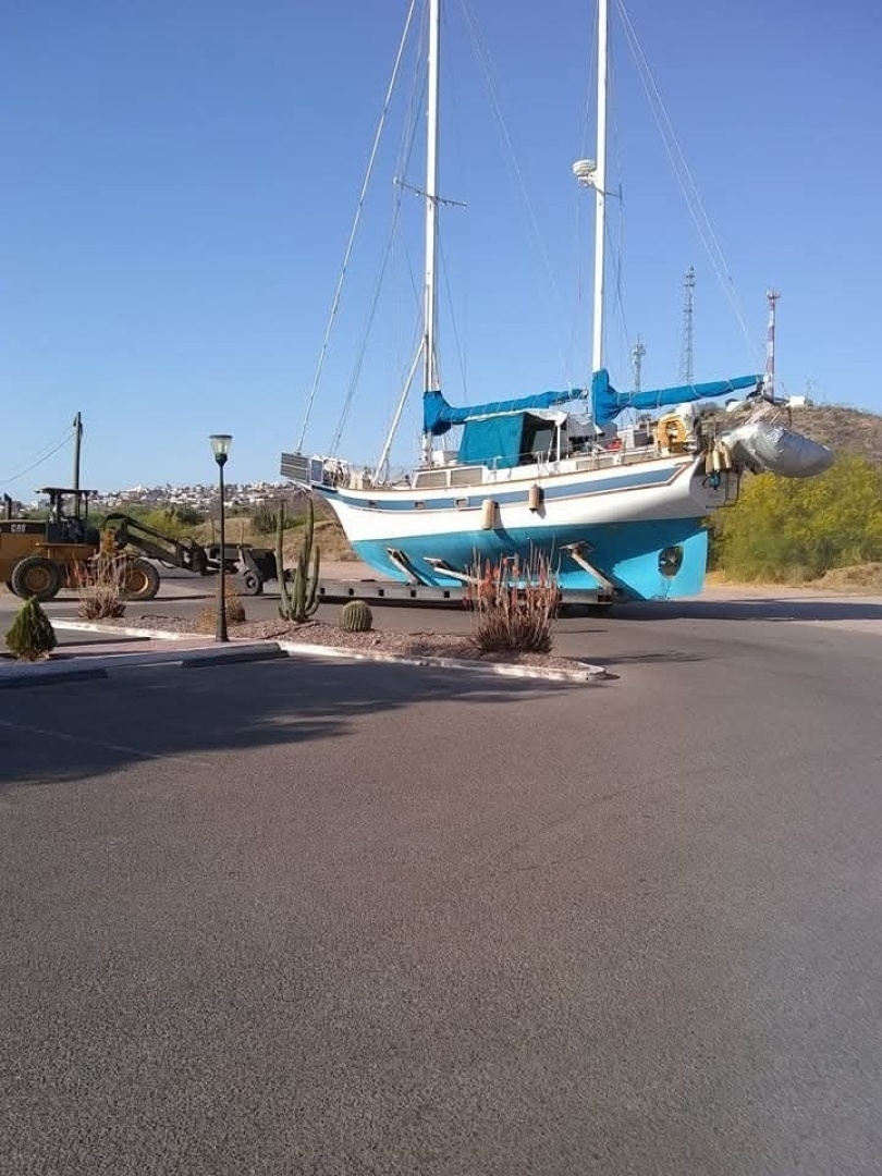 ODYSSEY 41ft Islander Yacht For Sale