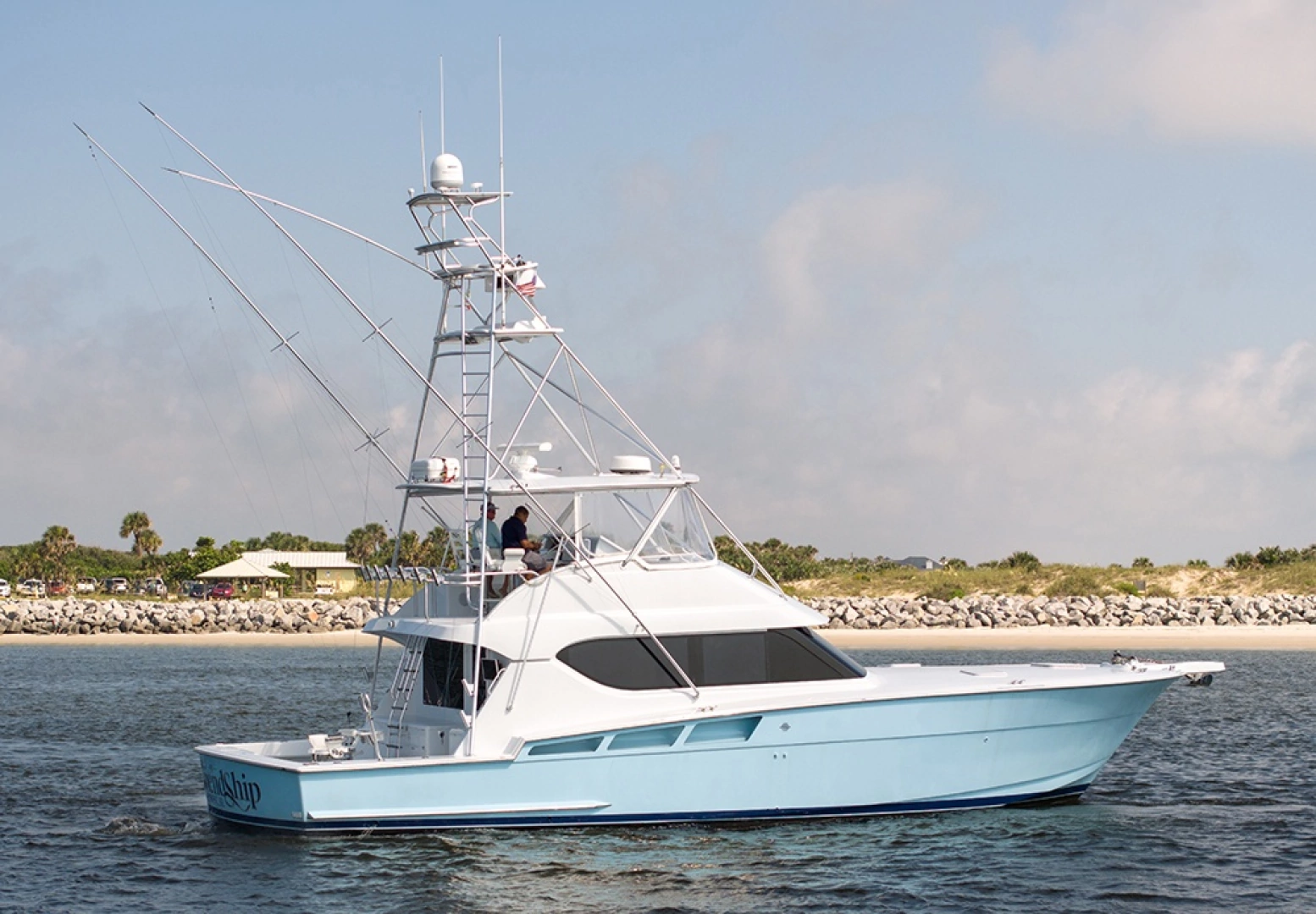 Hatteras 55 Convertible Yacht For Sale