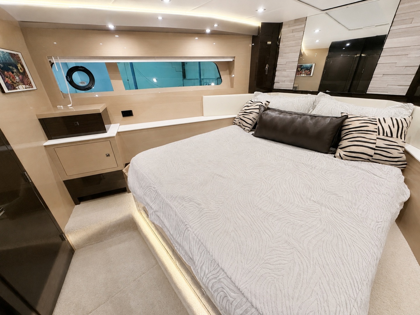 60ft Cruisers Yacht For Sale