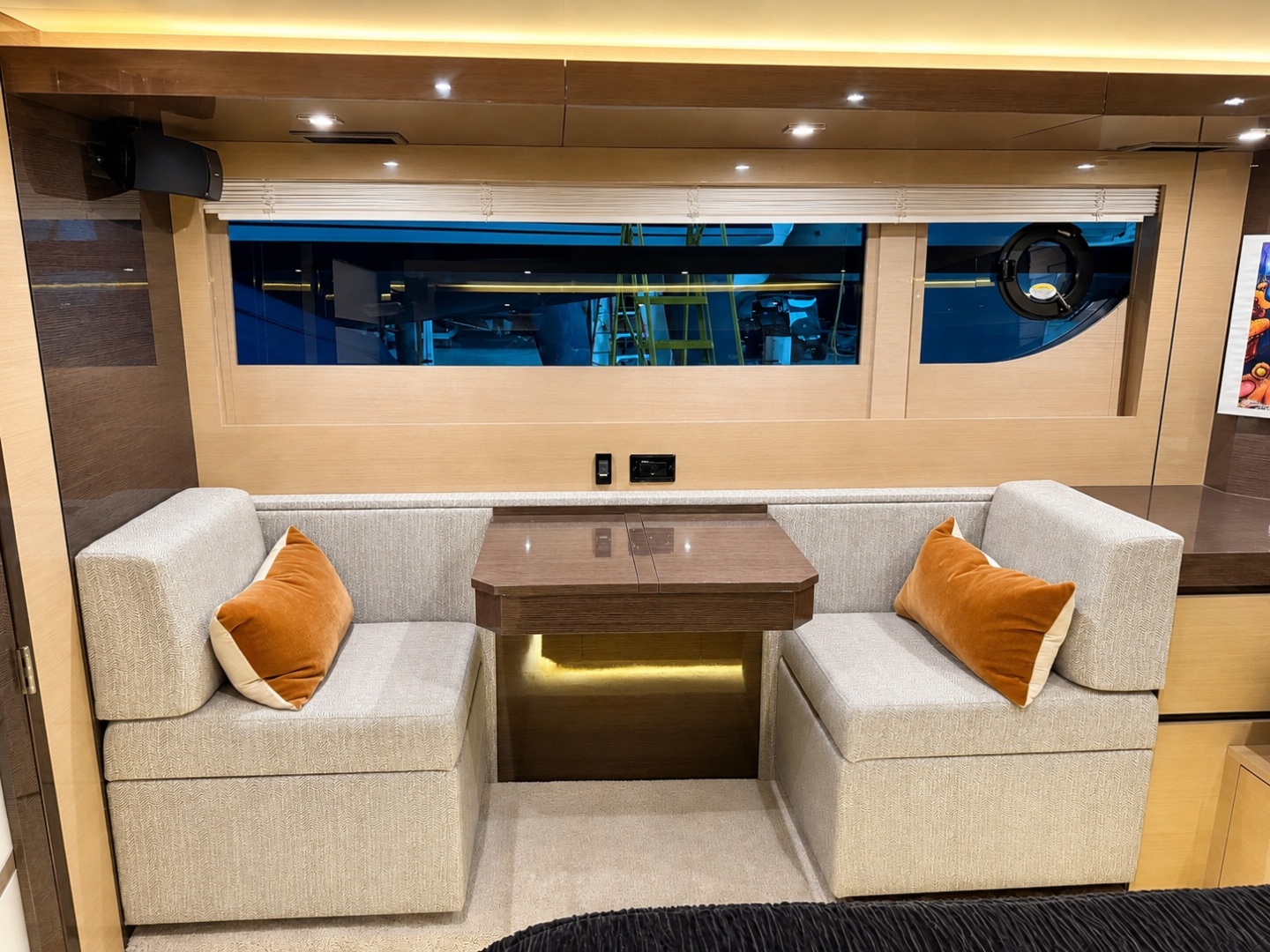 2019 Cruisers 60 FLY