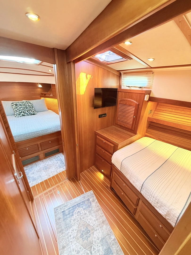 Sabre 42 Salon Express Yacht For Sale