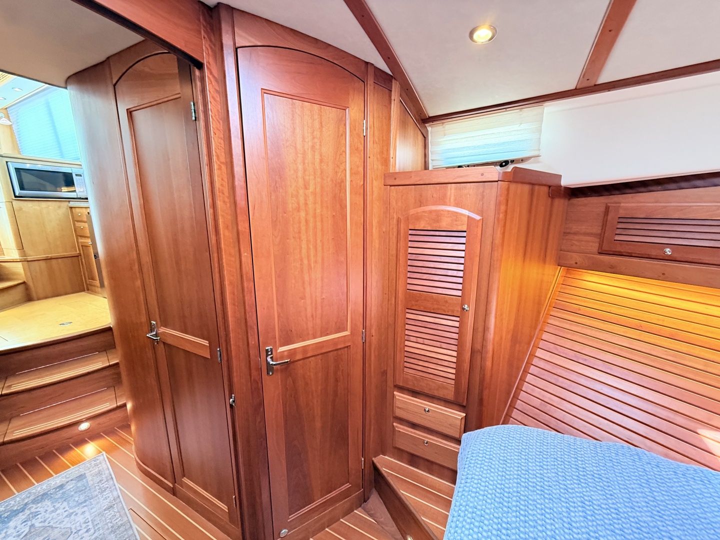 OFF PISTE 42ft Sabre Yacht For Sale