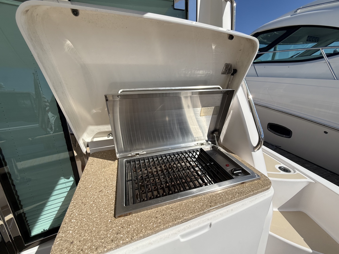 OFF PISTE 42ft Sabre Yacht For Sale