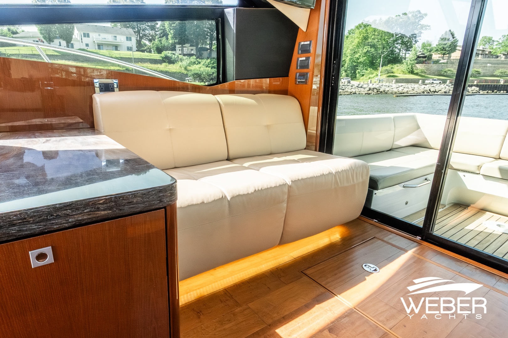 47ft Sea Ray Yacht For Sale