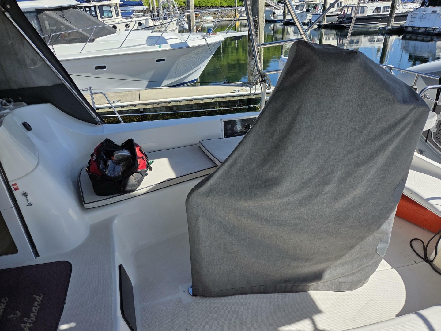 Pure Sterling 44ft Hunter Yacht For Sale Pure Sterling 44ft Hunter Yacht For Sale