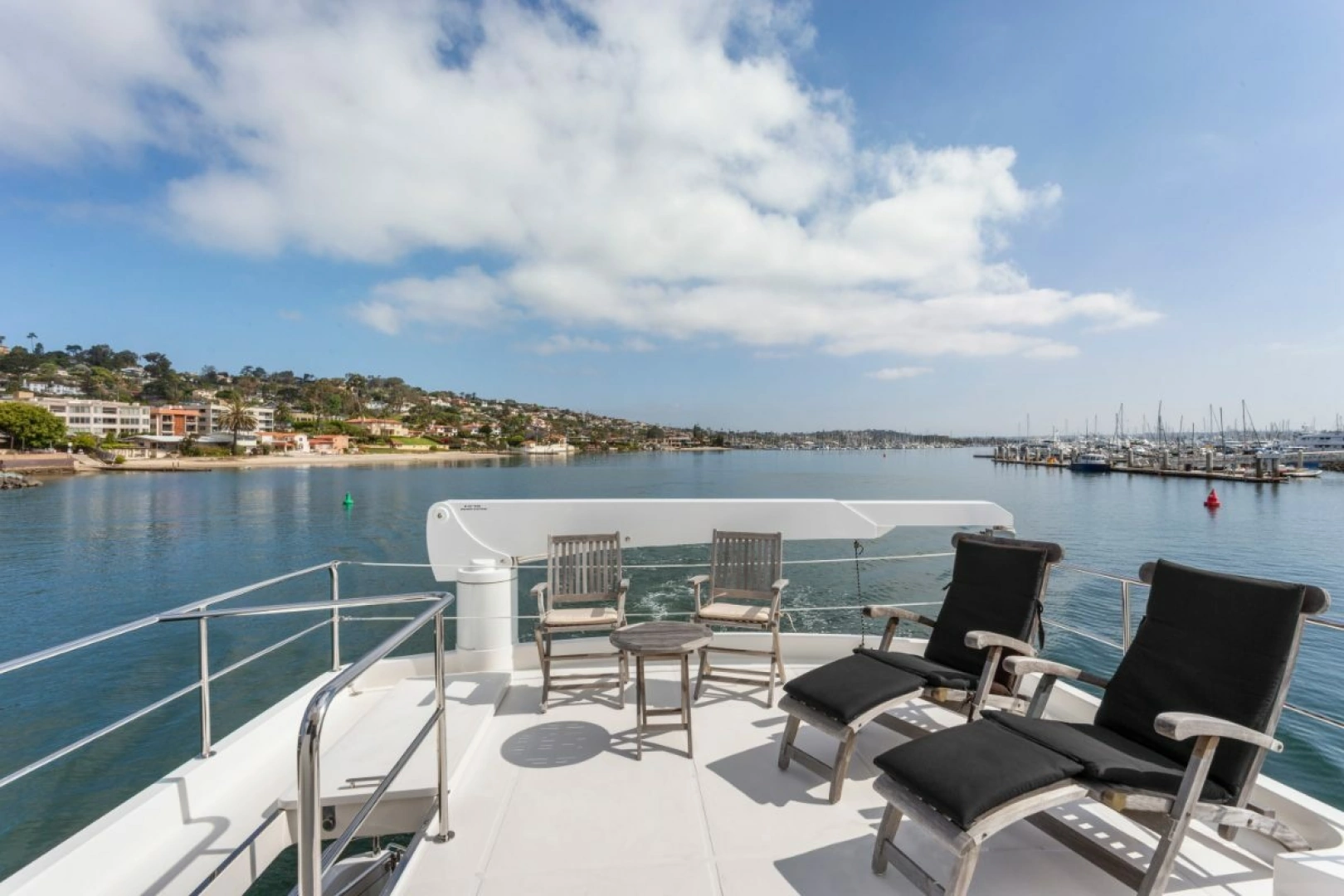 Hampton 760 Sky Lounge Motor Yachts Yacht For Sale