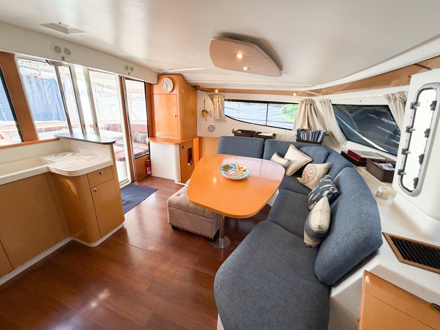 VIDIMUS 44ft Fountaine Pajot Yacht For Sale VIDIMUS 44ft Fountaine Pajot Yacht For Sale