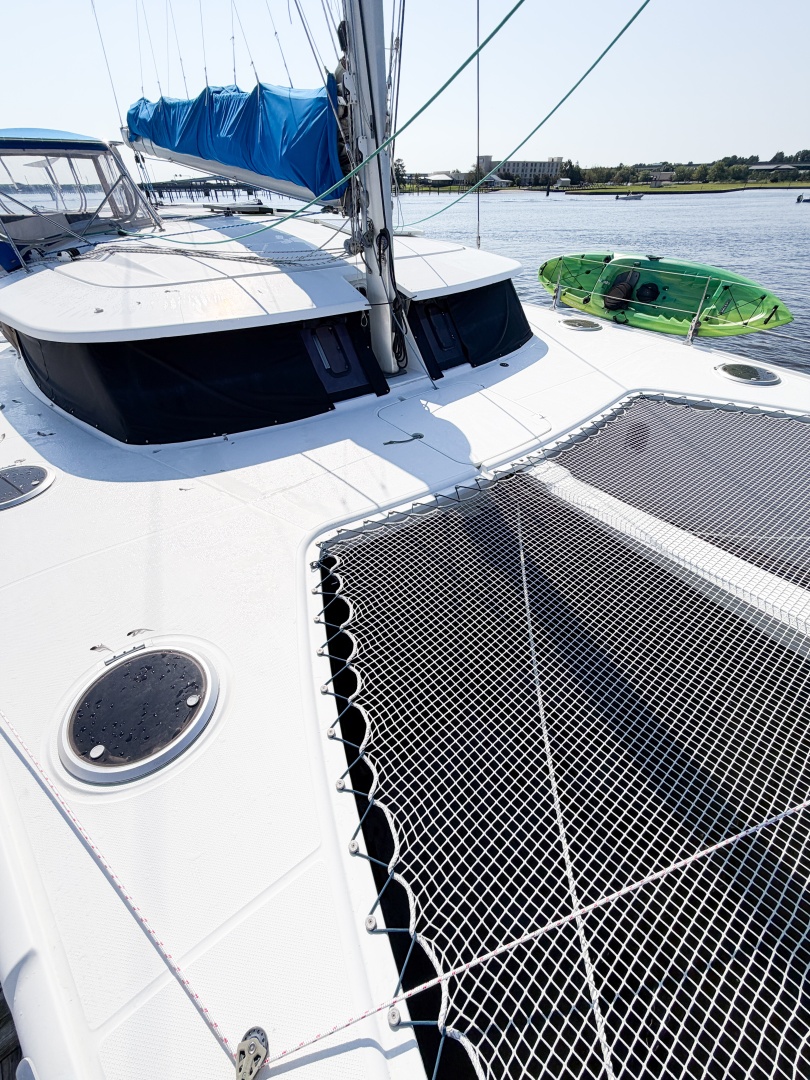 VIDIMUS 44ft Fountaine Pajot Yacht For Sale VIDIMUS 44ft Fountaine Pajot Yacht For Sale