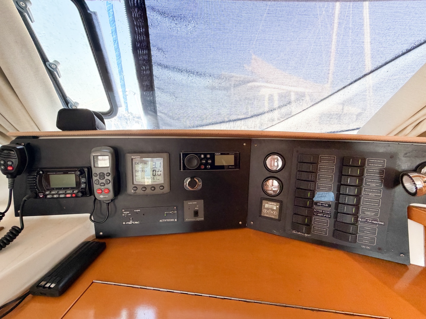 VIDIMUS 44ft Fountaine Pajot Yacht For Sale VIDIMUS 44ft Fountaine Pajot Yacht For Sale