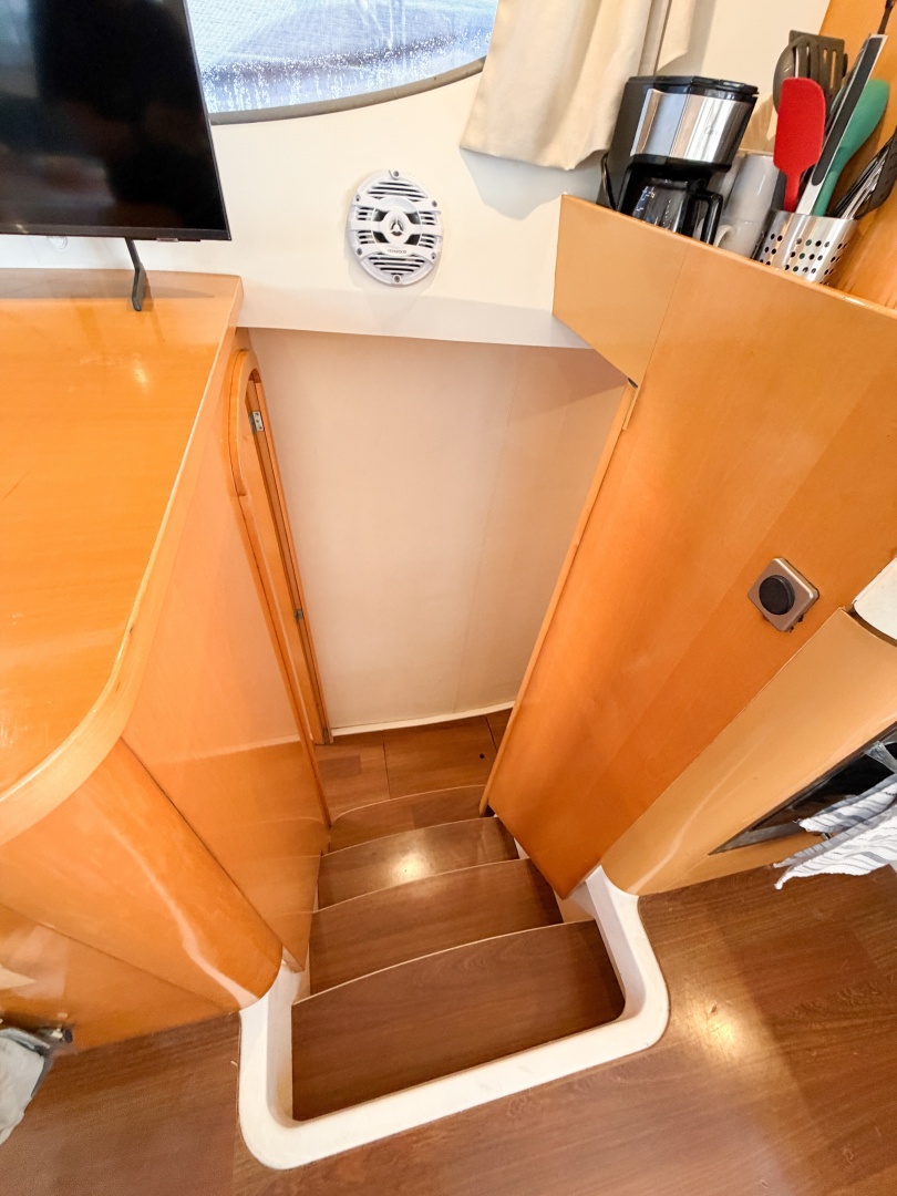 VIDIMUS 44ft Fountaine Pajot Yacht For Sale VIDIMUS 44ft Fountaine Pajot Yacht For Sale