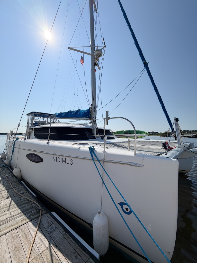 VIDIMUS 44ft Fountaine Pajot Yacht For Sale VIDIMUS 44ft Fountaine Pajot Yacht For Sale